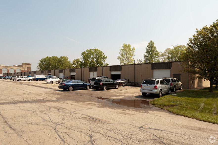 202-296 Gradle Dr, Carmel, IN for lease - Building Photo - Image 3 of 4