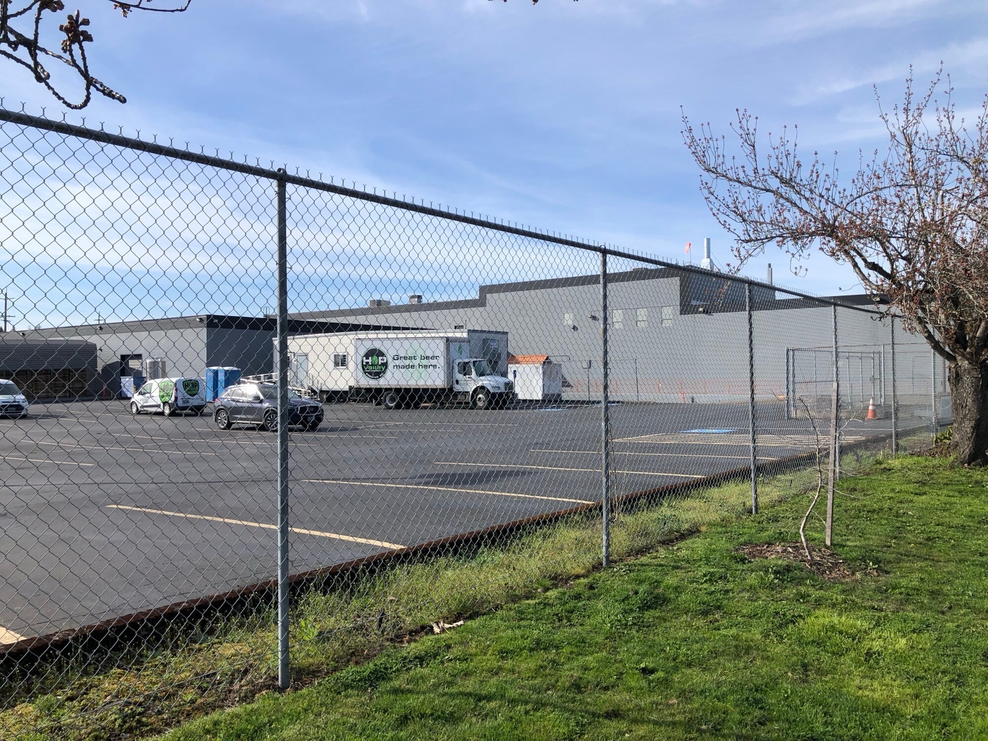 1400 Cross St, Eugene, OR for lease Building Photo- Image 1 of 9