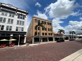 The Old Robb & Stucky Building - Loft