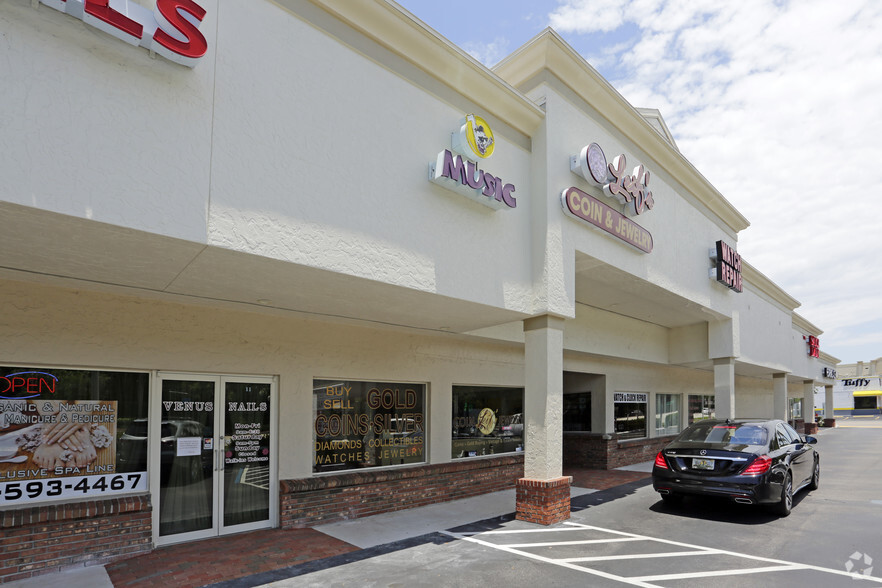 9331 Tamiami Trl N, Naples, FL for lease - Building Photo - Image 3 of 5
