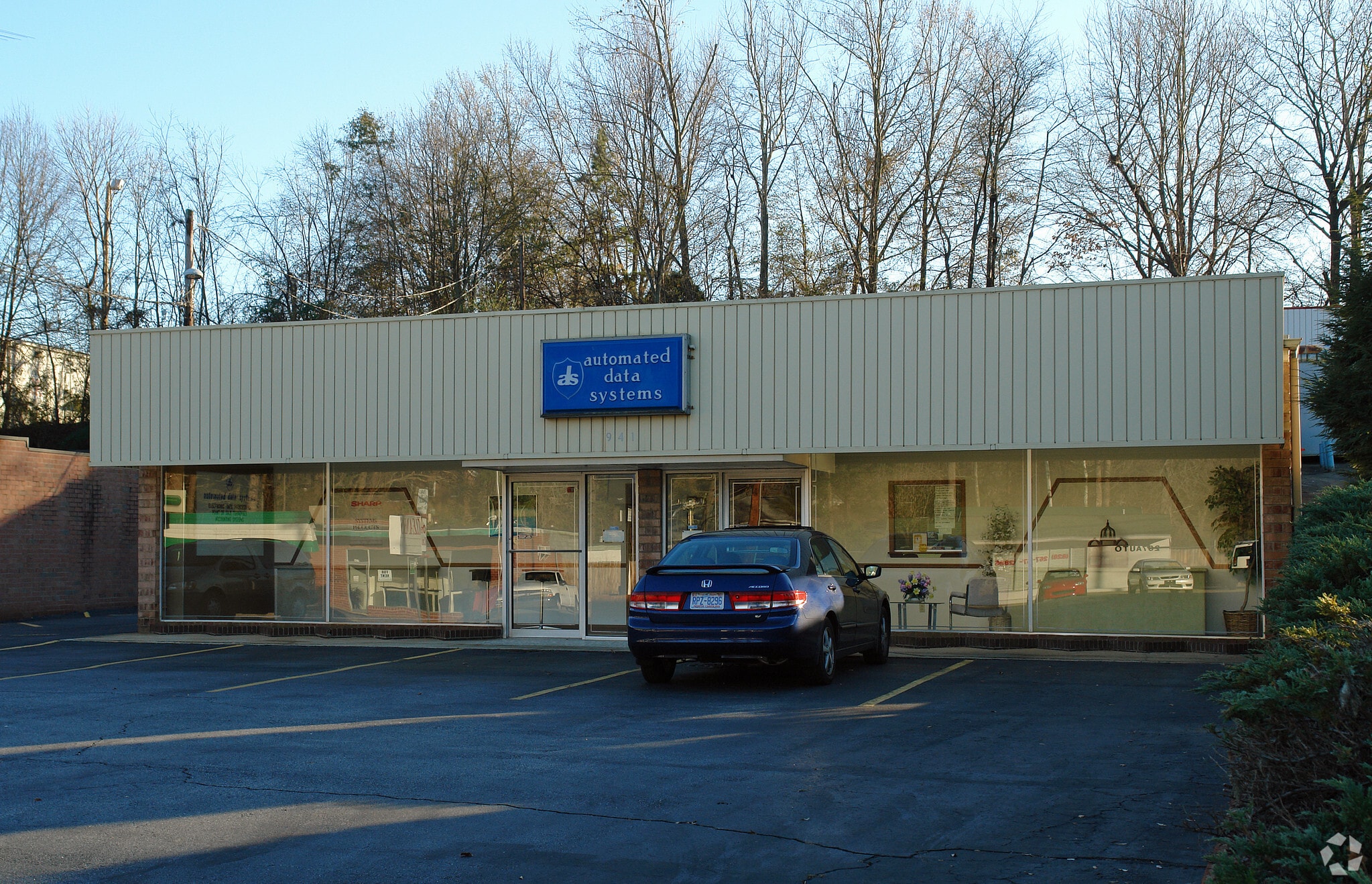 941 3rd Ave NW, Hickory, NC for sale Building Photo- Image 1 of 5
