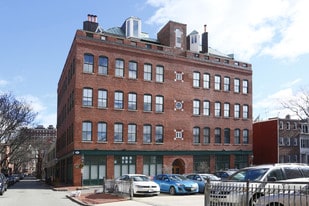 6 Edgerly Pl, Boston MA - Live-Work Space