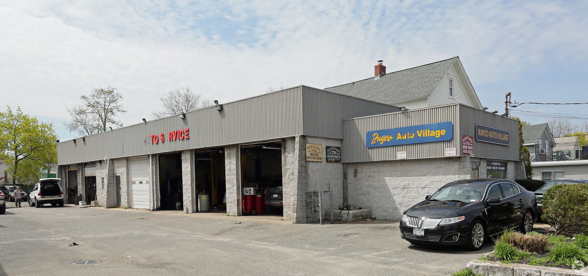 72 Terry St, Patchogue, NY 11772