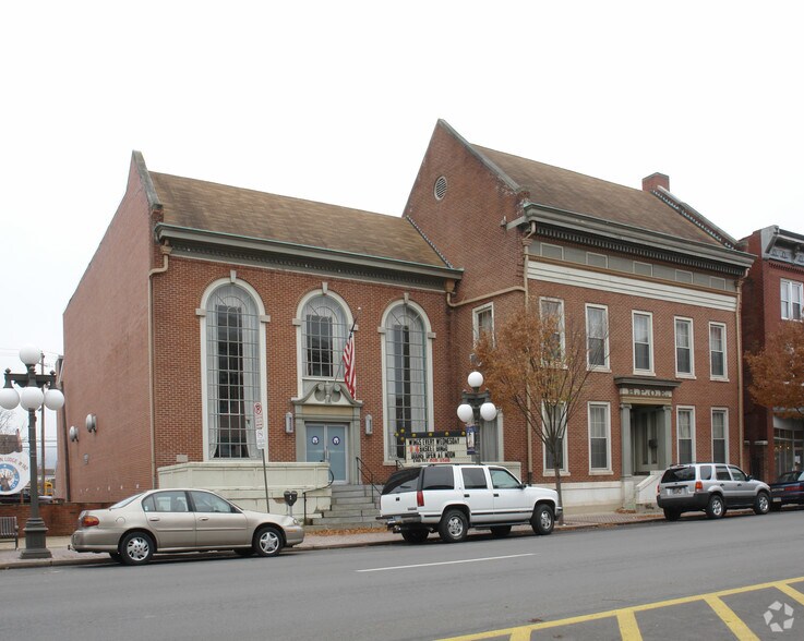 216 E Main St, Lock Haven, PA for sale - Building Photo - Image 1 of 1