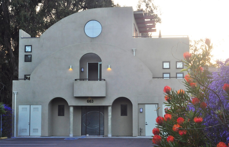 663 Valley Ave, Solana Beach, CA for lease - Building Photo - Image 2 of 5