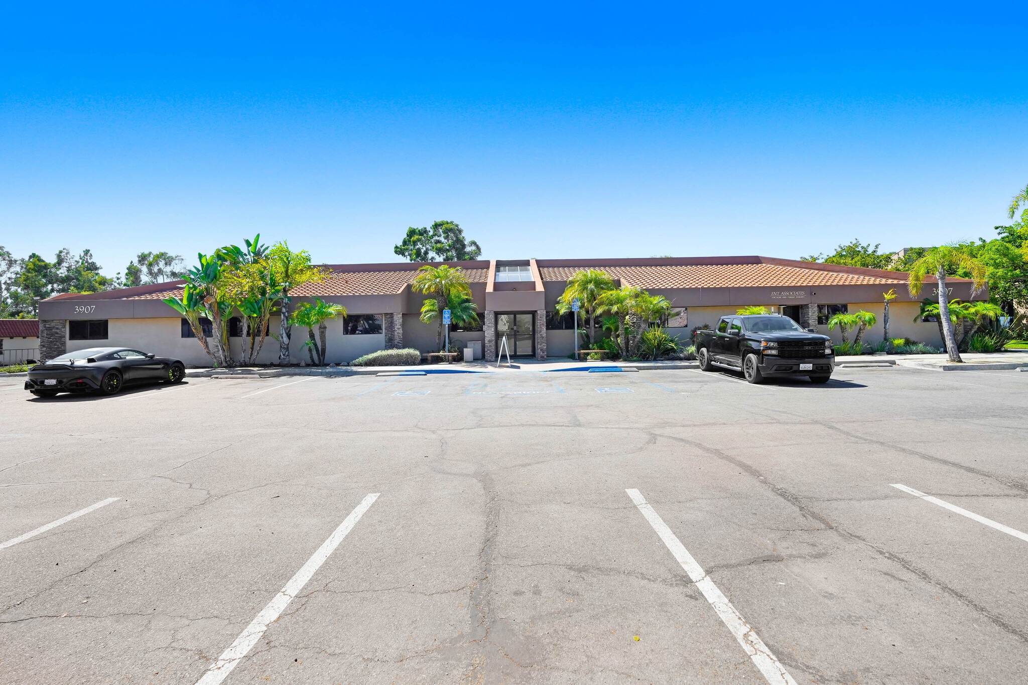 3907 Waring Rd, Oceanside, CA for lease Building Photo- Image 1 of 8