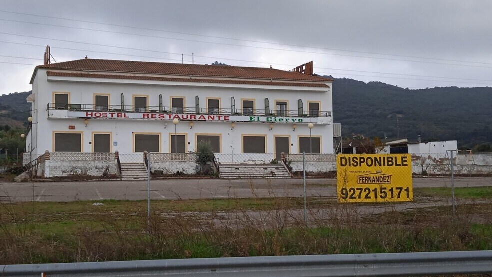 Land in Aliseda for sale - Building Photo - Image 1 of 1