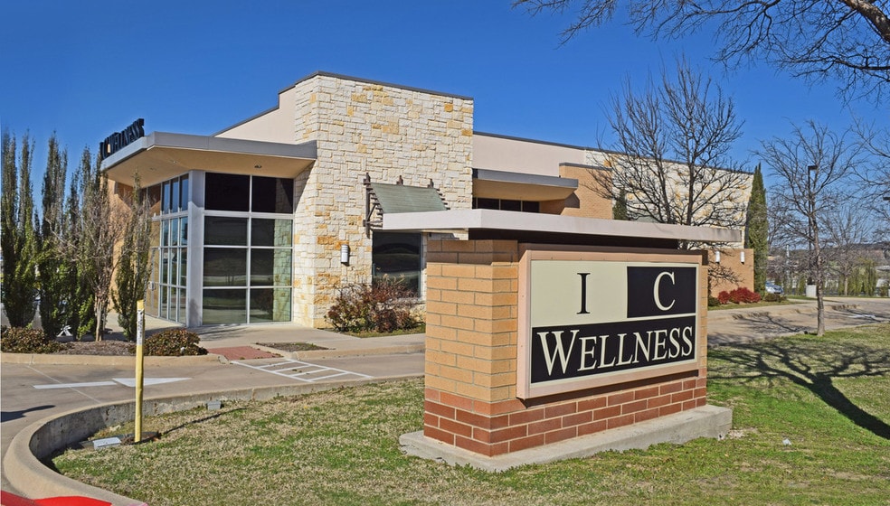 850 W John Carpenter Fwy, Irving, TX for sale - Building Photo - Image 1 of 1
