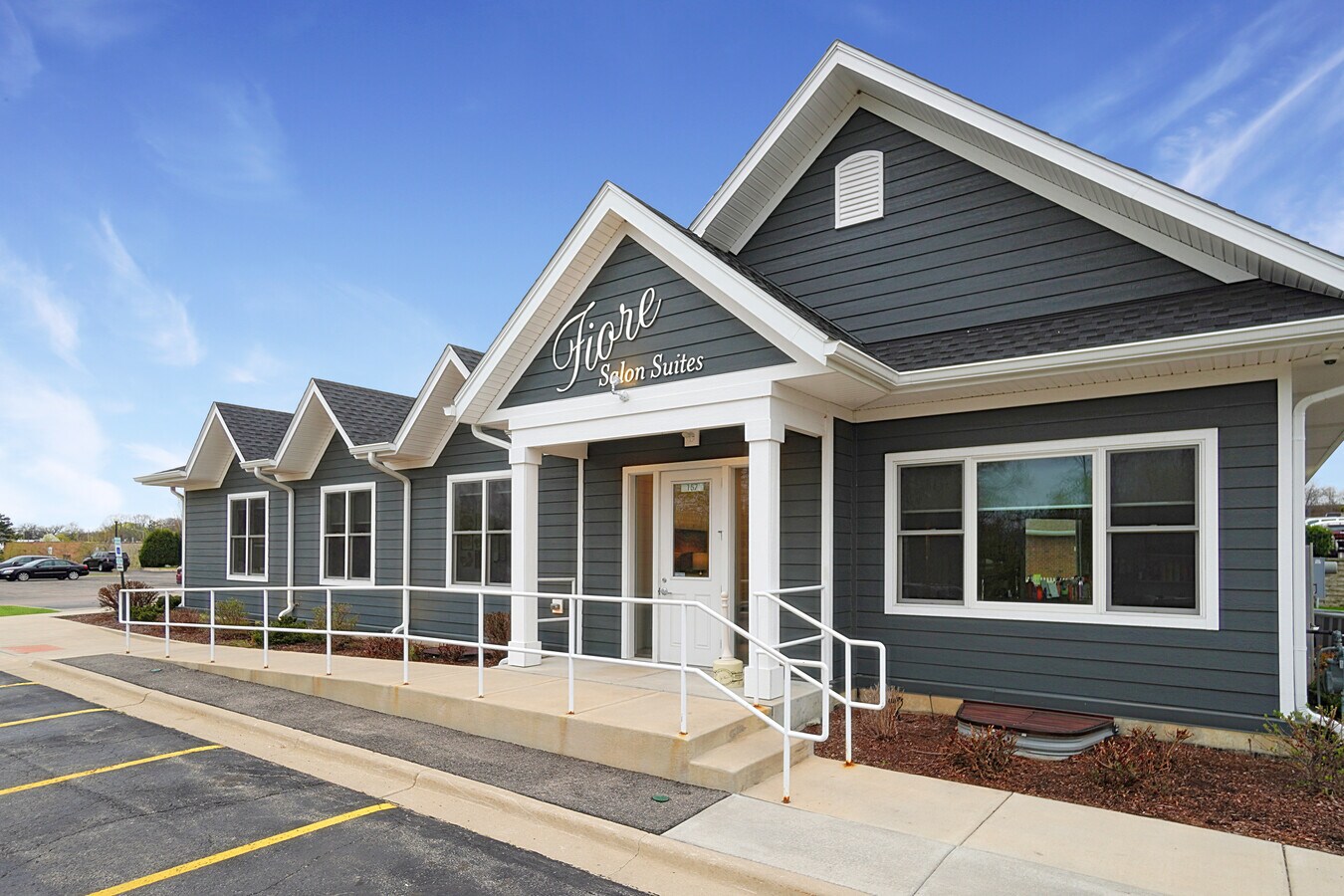 157 Tyler Rd, St Charles, IL 60174