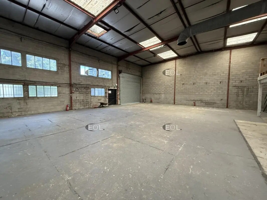 Industrial in Lagny-sur-Marne for sale Interior Photo- Image 1 of 5