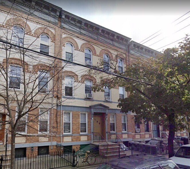 1858 Madison St, Ridgewood, NY for sale - Primary Photo - Image 1 of 1