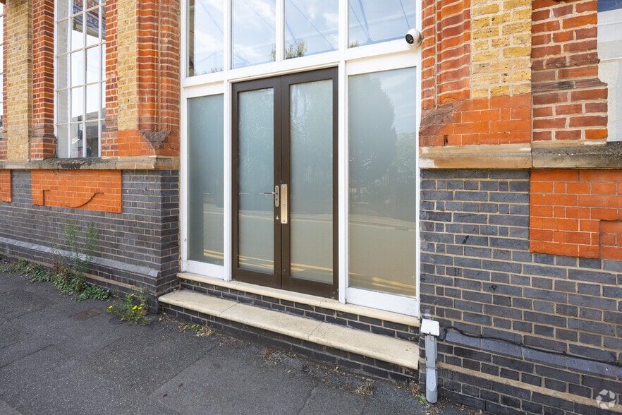 Anchor St, Chelmsford for lease - Building Photo - Image 2 of 8