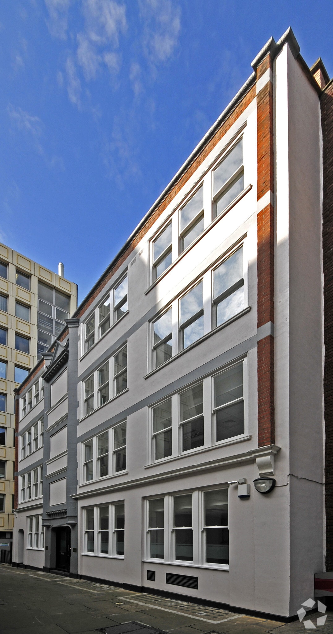 22 Red Lion Sq, London for sale Primary Photo- Image 1 of 1