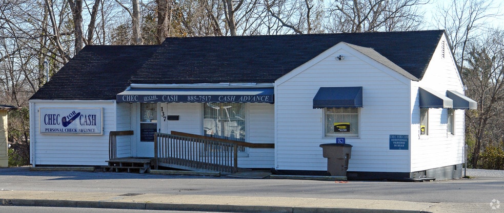 Portfolio Sale portfolio of 2 properties for sale on LoopNet.com - Primary Photo - Image 1 of 2