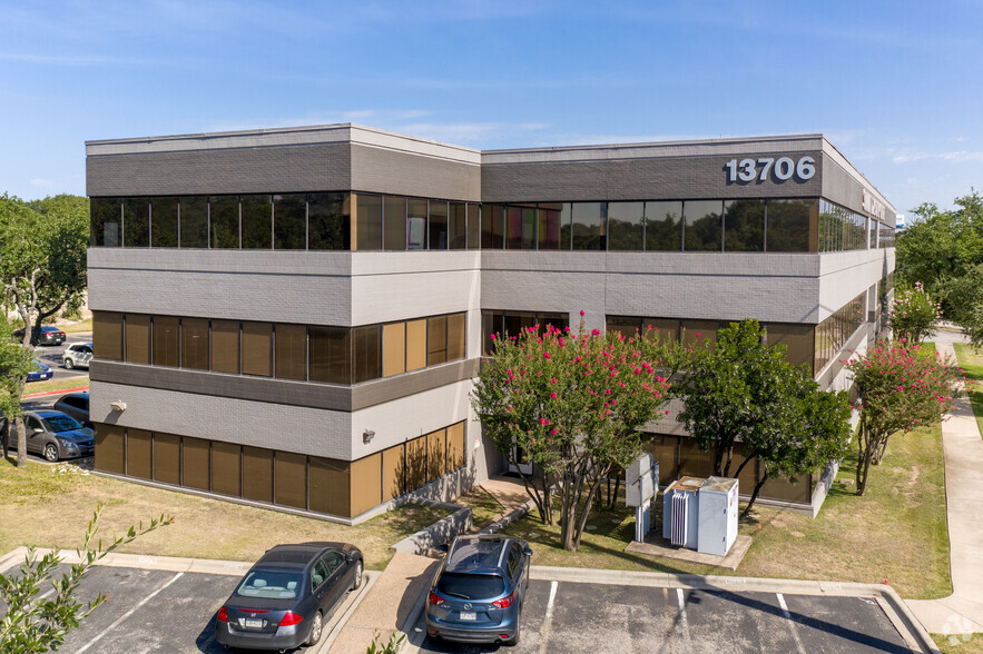 13706 Research Blvd, Austin, TX for lease - Building Photo - Image 2 of 11