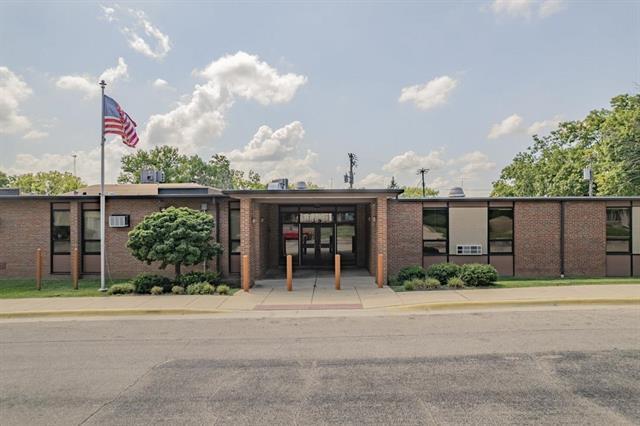 310 S East St, Orangeville, IL 61060 - Former Grade School converted to ...