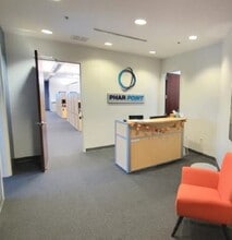 1001 Military Cutoff Rd, Wilmington, NC for lease Interior Photo- Image 1 of 4