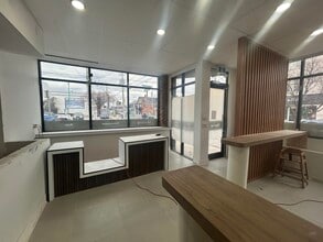 533 Concession St, Hamilton, ON for lease Interior Photo- Image 2 of 6