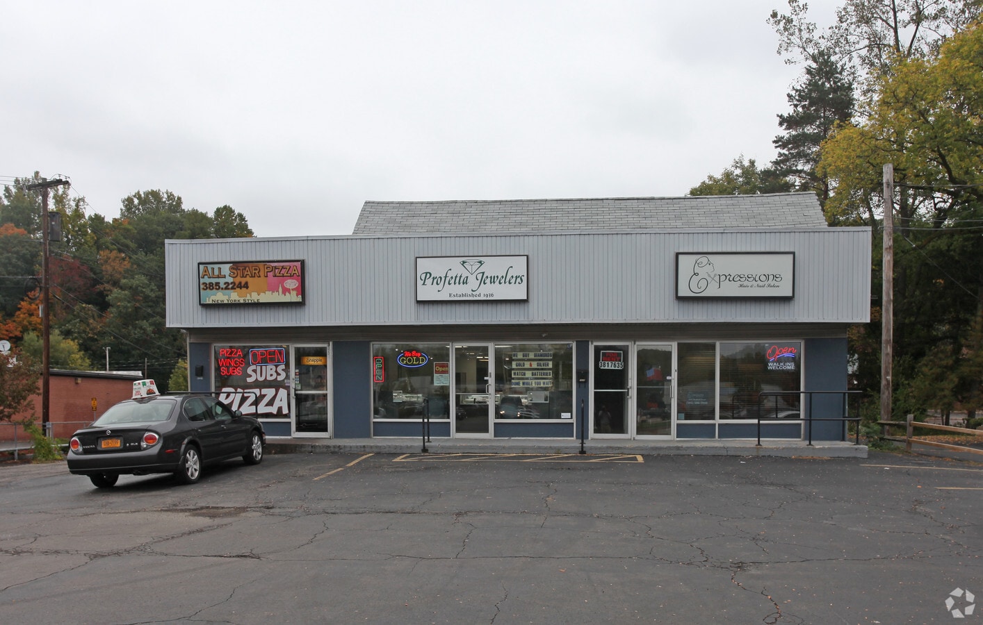 16301632 Penfield Rd, Penfield, NY 14625