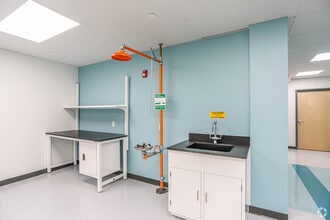 25-29 Needham St, Newton, MA for lease Interior Photo- Image 2 of 4