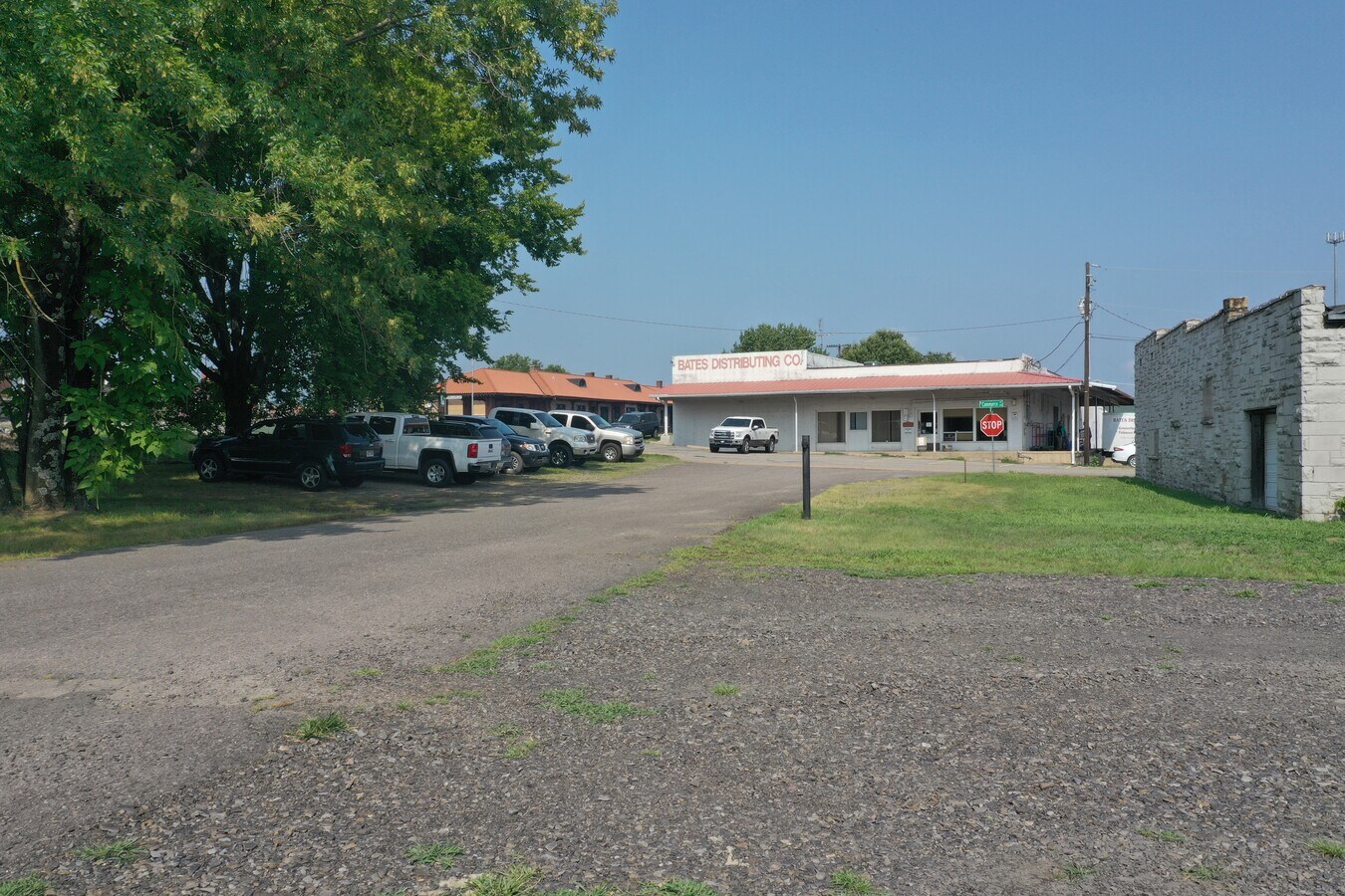 301 N Commerce Ave, Russellville, AR 72801 Industrial for Sale