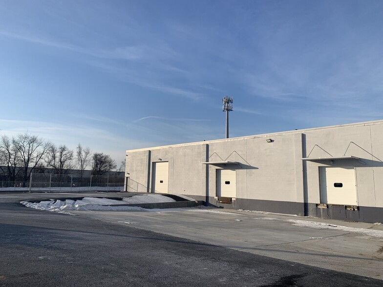 1 Taylor Blvd, Mechanicsburg, PA for lease - Building Photo - Image 1 of 8