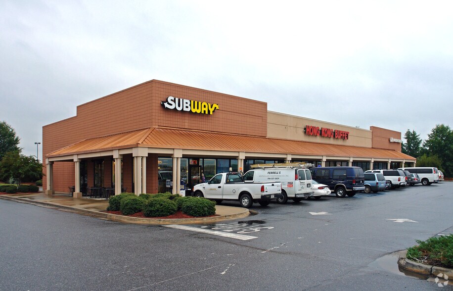 1591 Bradley Park Dr, Columbus, GA for sale - Primary Photo - Image 1 of 1