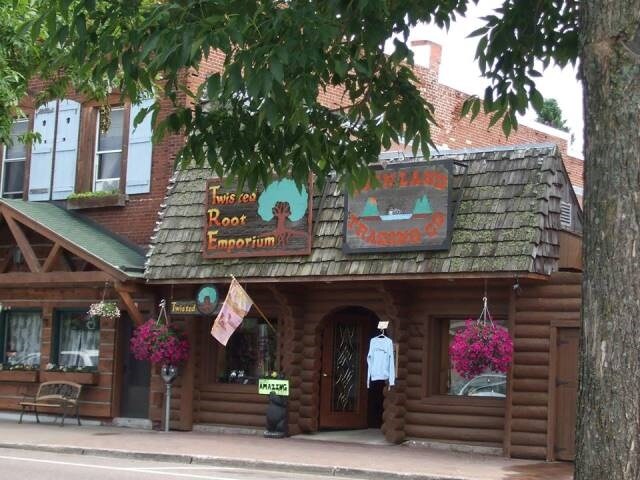 203 Front St, Minocqua, WI for sale Primary Photo- Image 1 of 1