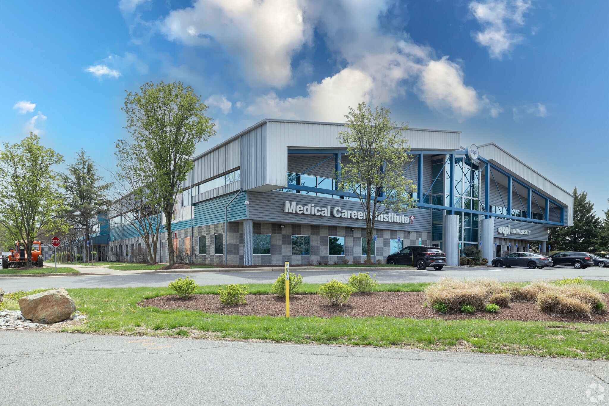 10021 Balls Ford Rd, Manassas, VA for sale Primary Photo- Image 1 of 1