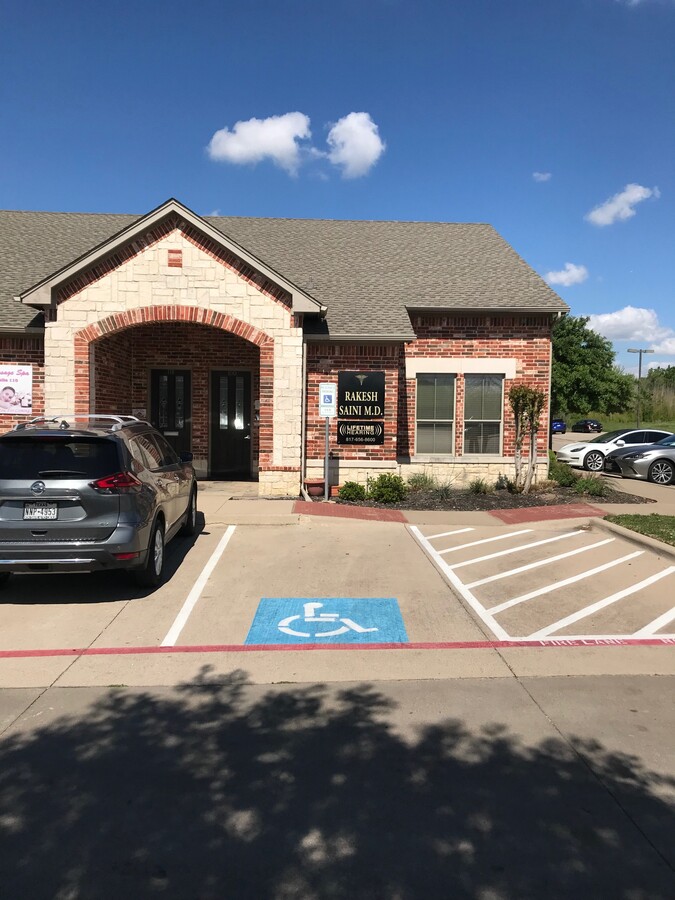 3600 S Cooper St, Arlington, TX 76015