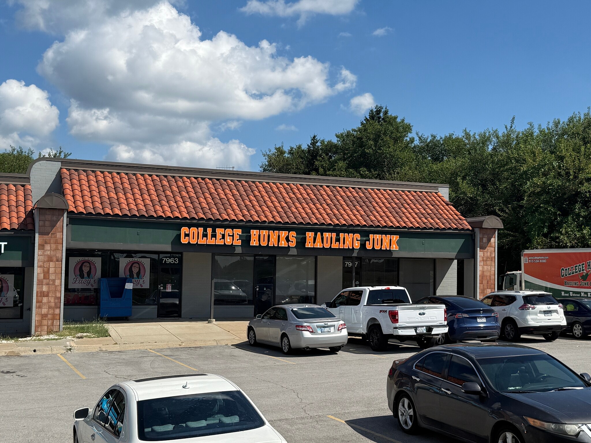 7931-7967 E Frontage Rd, Overland Park, KS for lease Interior Photo- Image 1 of 2