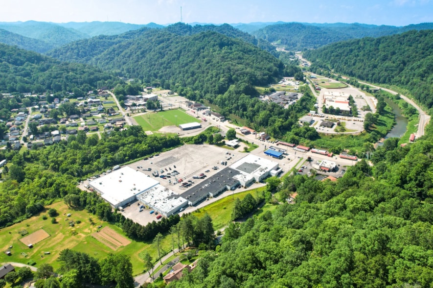 94-154 Grand Vue Plz, Hazard, KY for sale - Building Photo - Image 3 of 8