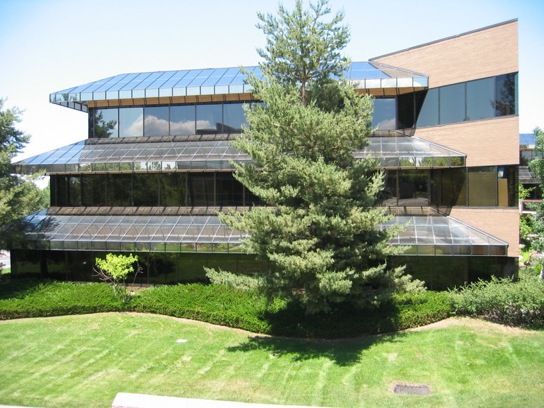 9085 E Mineral Cir, Centennial, CO for sale - Primary Photo - Image 1 of 35