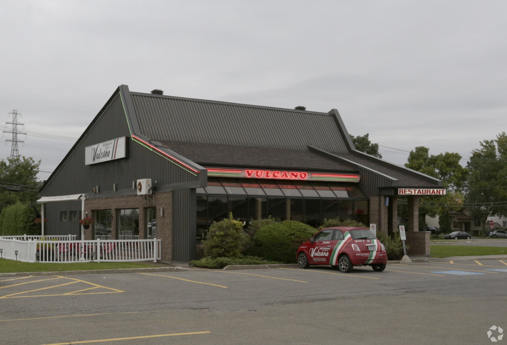 327 Montée des Pionniers, Terrebonne, QC for lease Building Photo- Image 1 of 6