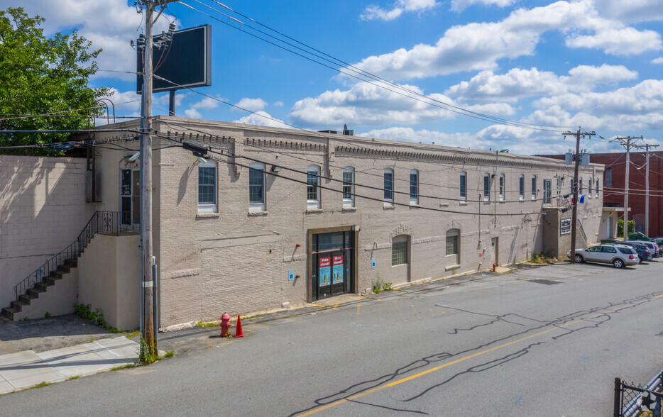 20 Payton St, Lowell, MA for lease - Building Photo - Image 3 of 45