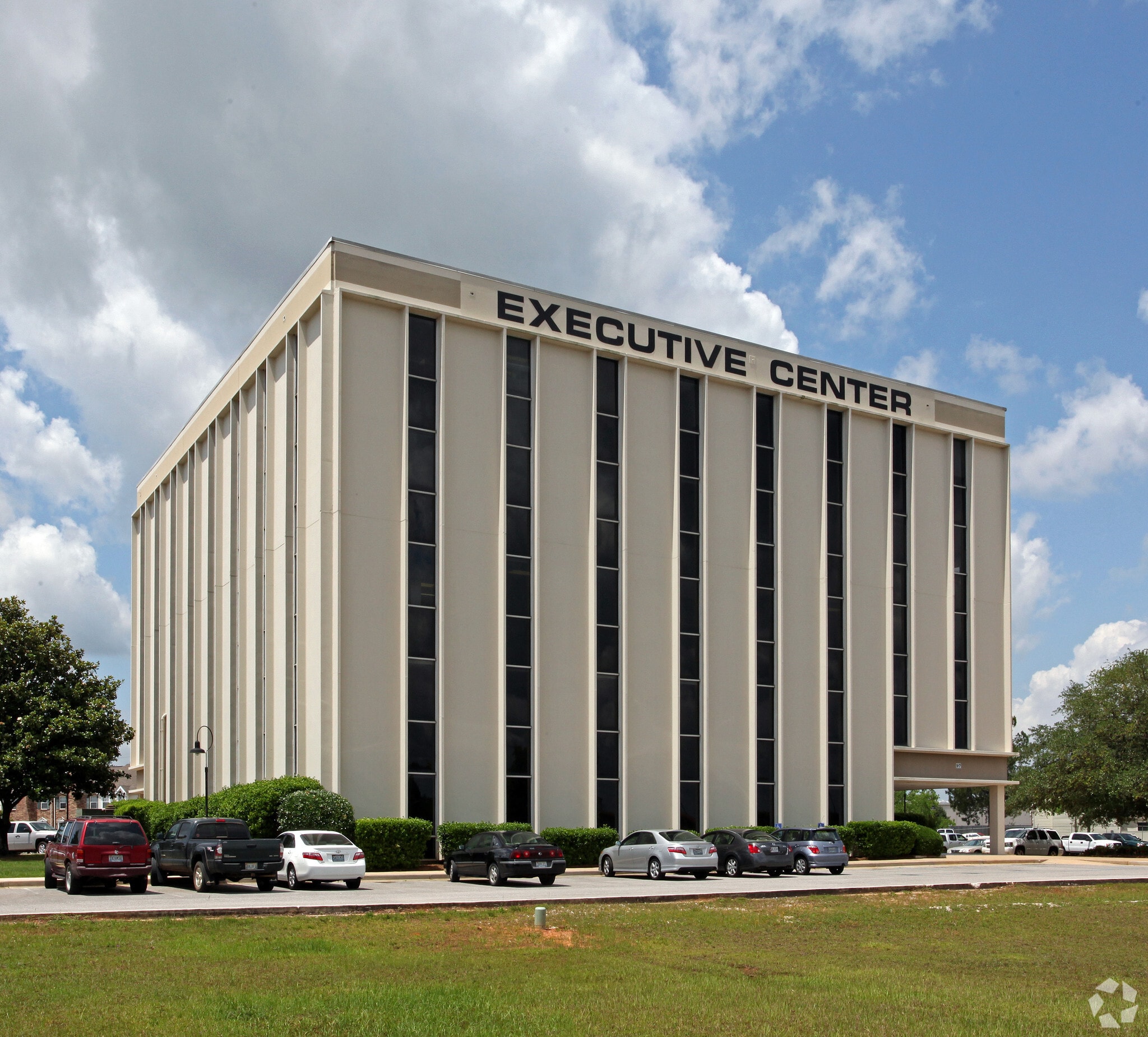 917 Western America Cir, Mobile, AL for sale Primary Photo- Image 1 of 1