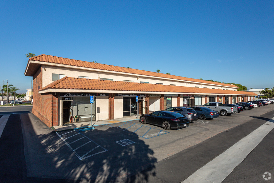 1400-1448 E Katella Ave, Orange, CA for lease - Building Photo - Image 3 of 3