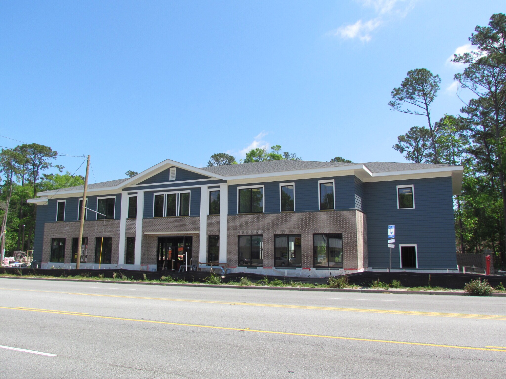 1181 Ribaut Rd, Beaufort, SC for sale Building Photo- Image 1 of 1