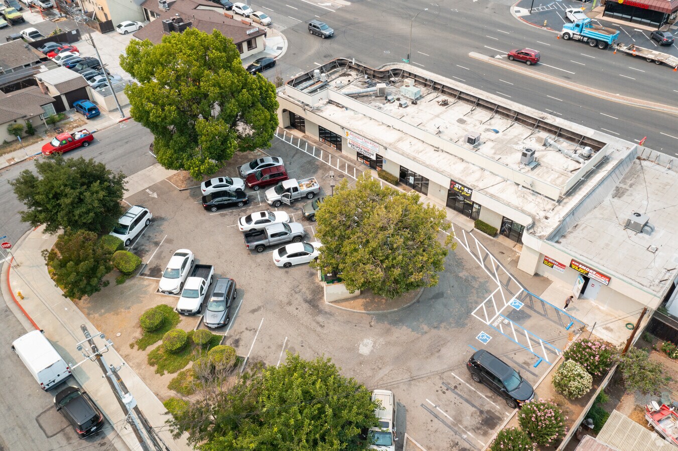 396400 S Ave, San Jose, CA 95128