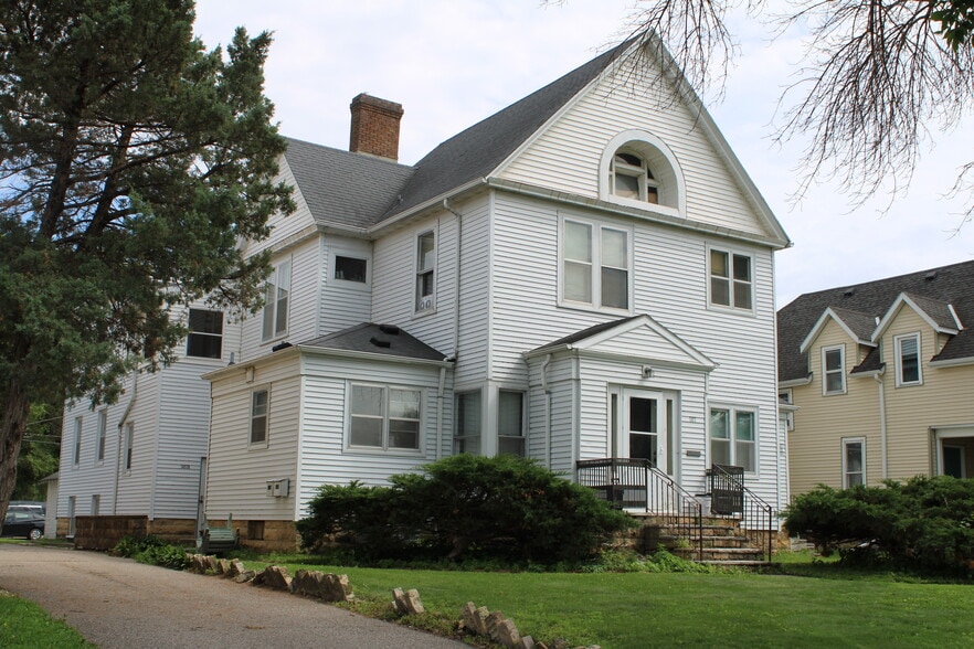 Multifamily in Mankato, MN for sale - Building Photo - Image 1 of 1