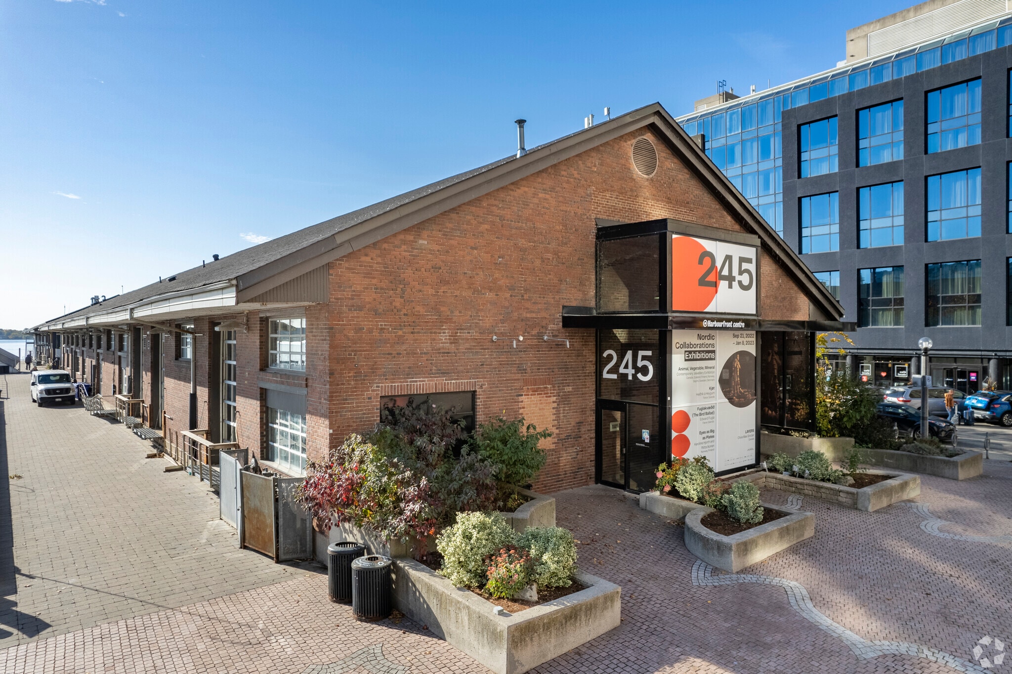 245 Queens Quay W, Toronto, ON for sale Primary Photo- Image 1 of 1