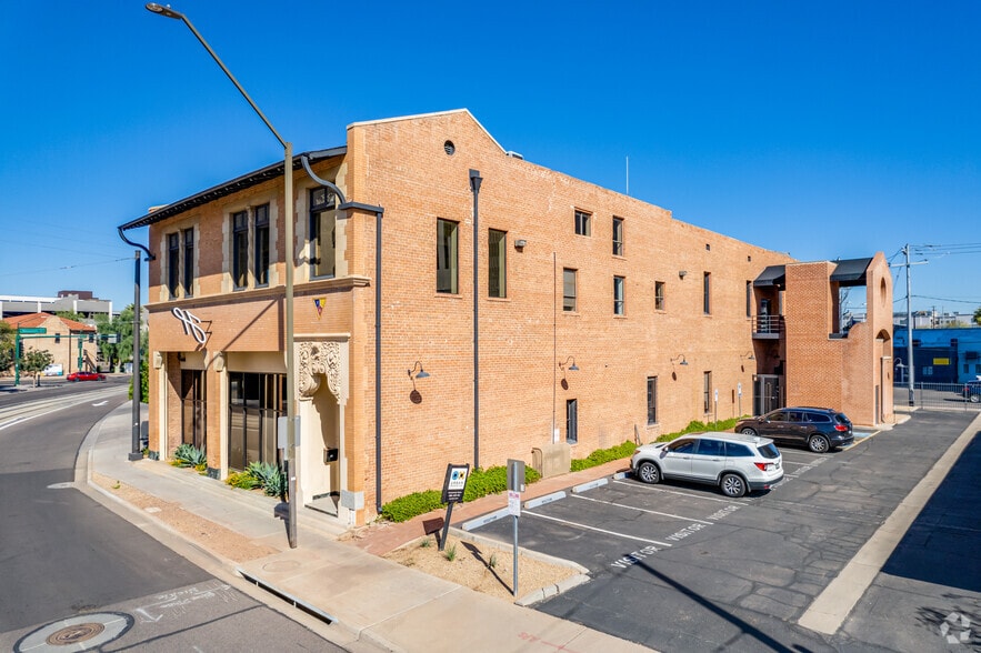 829 N 1st Ave, Phoenix, AZ for lease - Primary Photo - Image 1 of 59