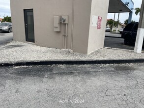 2050 W 56th St, Hialeah, FL for lease Building Photo- Image 2 of 2