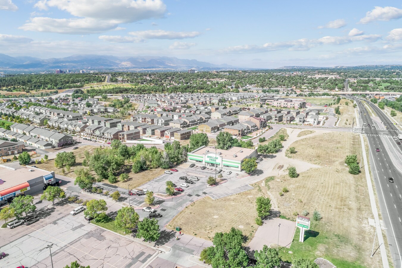 1530 S Circle Dr, Colorado Springs, CO 80910