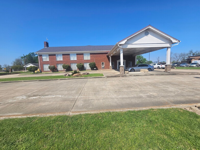 144 Highway 65 S, Tallulah, LA for sale - Building Photo - Image 2 of 28