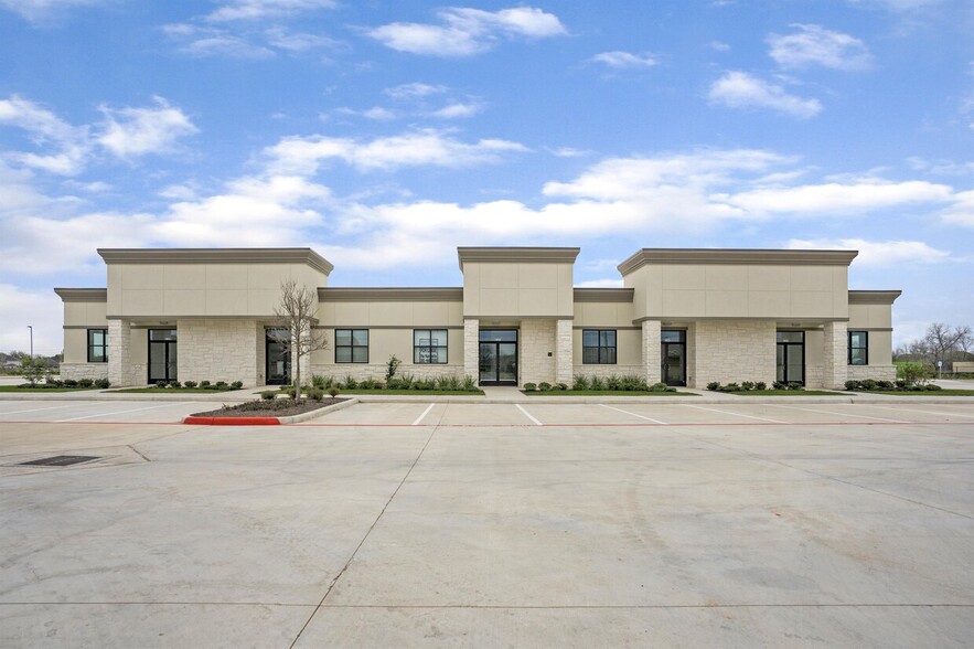 10401 S Mason Rd Building C, Richmond, TX for lease - Building Photo - Image 3 of 5