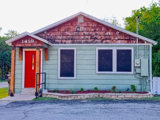 More details for 1419 S Main St, Weatherford, TX - Retail for Sale