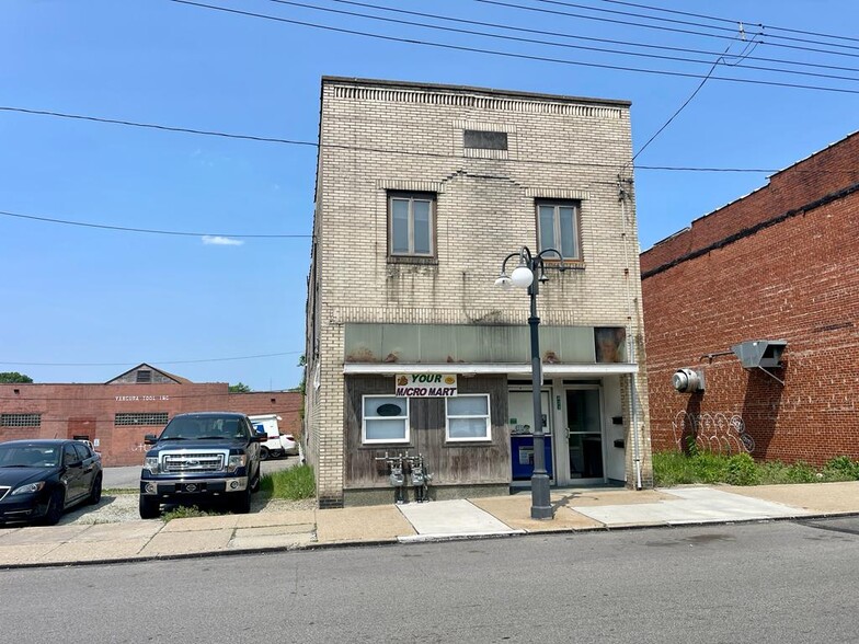 433 Saint Clair Ave, Clairton, PA for sale - Building Photo - Image 1 of 1