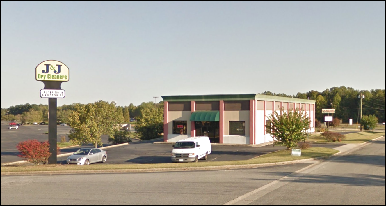 9 Plaza Pky, Lexington, NC 27292 J&J Cleaners