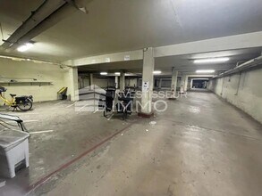 Retail in Nemours for lease Interior Photo- Image 2 of 5